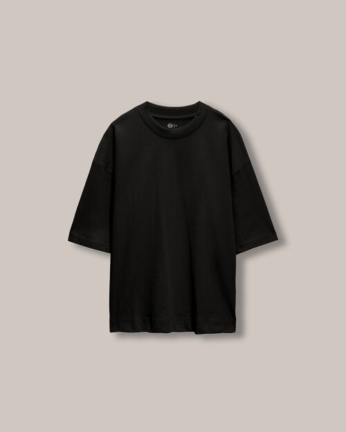 Playera Fit Boxy Negra